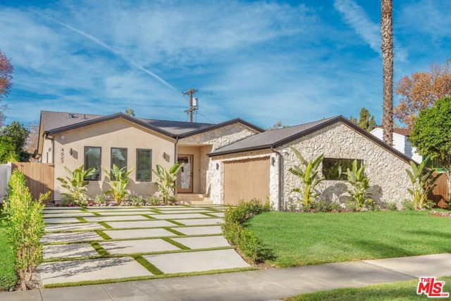 4627 Sunnyslope Avenue, Sherman Oaks CA: https://media.crmls.org/mediaz/c7bd0193-d6ef-4902-b4d0-ffc2e5ed0eb6.jpg