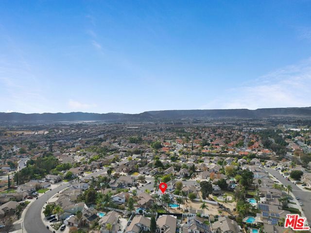 39665 Maple Leaf Court, Murrieta CA: https://media.crmls.org/mediaz/c7bdadf6-80e1-4833-871f-bc740d0c9328.jpg
