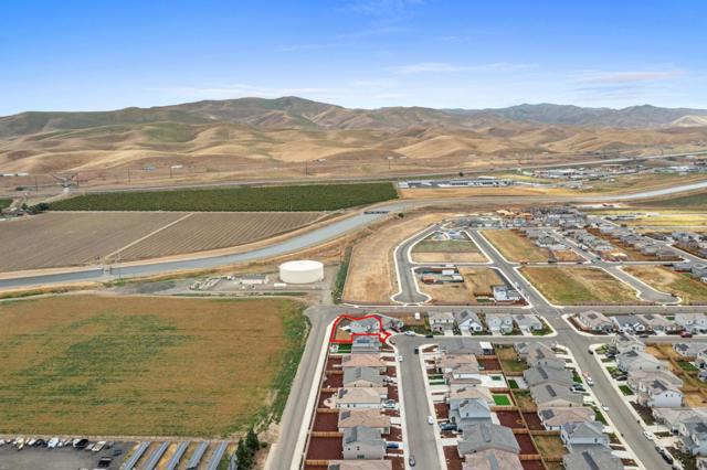 2224 Greenhorn Road, Patterson CA: https://media.crmls.org/mediaz/c7bdc459-f0ca-41aa-9ecf-b0c5b1774b2c.jpg