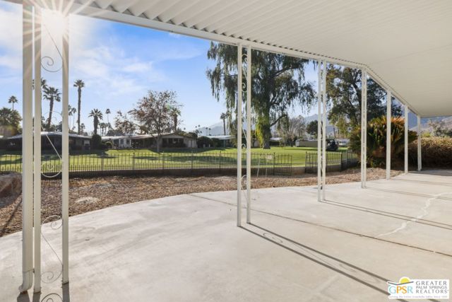 443 Paseo Perdido, Cathedral City CA: https://media.crmls.org/mediaz/c7be22bd-efc8-433d-ad1d-07bf1acc10ae.jpg