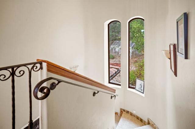 17551 Pond Derosa Lane, Prunedale CA: https://media.crmls.org/mediaz/c7be66c0-a525-4e43-a772-d5819e503512.jpg
