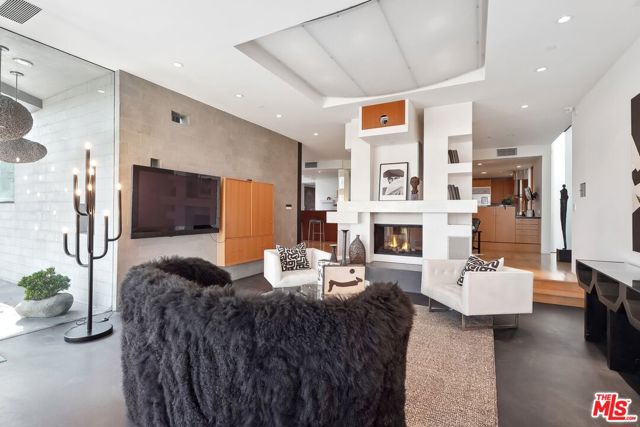 Drew Fenton | 2238 Stradella Road Los Angeles CA | MLS: 7146922