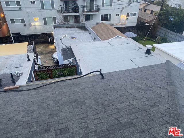 6640 Leland Way, Los Angeles CA: https://media.crmls.org/mediaz/c7c23387-0438-4c8b-b19a-adb1f5dbf42c.jpg