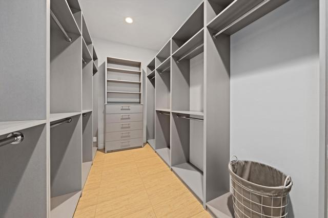 Image 16 of 61 For 47432 Medina Drive