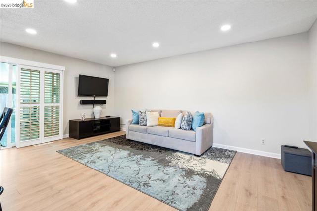 Image 14 of 56 For 14787 Oleander St