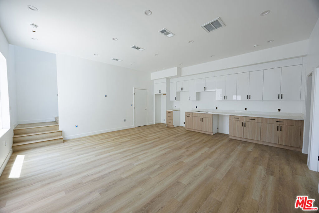 MLS #26856319 image #17