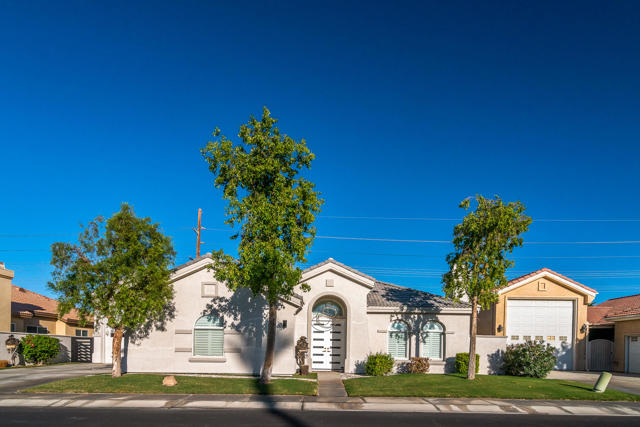 Image 2 of 62 For 48806 Barrymore Street