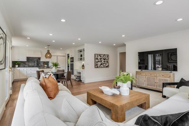 733 Northampton Drive, Palo Alto CA: https://media.crmls.org/mediaz/c7c519a6-a093-4384-9e6f-be793a774335.jpg