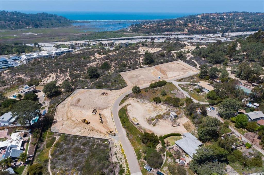 MLS #250023470SD img 9