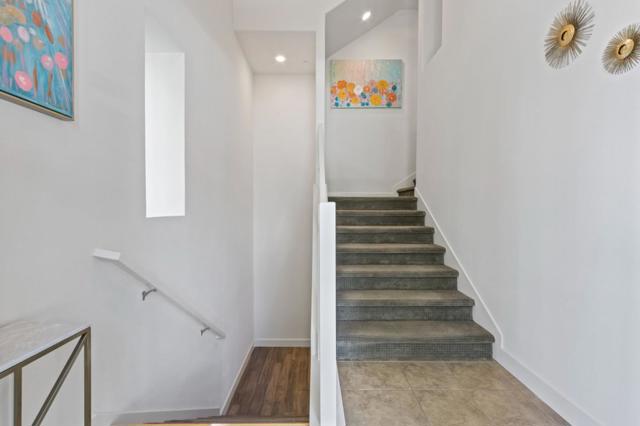 178 Llano De Los Robles Avenue, San Jose CA: https://media.crmls.org/mediaz/c7c5ff7f-ea3d-43e7-b5fe-b97d3c574279.jpg