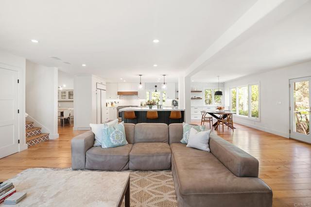 Detail Gallery Image 16 of 31 For 1515 Santa Sabina Ct, Solana Beach,  CA 92075 - 4 Beds | 3 Baths