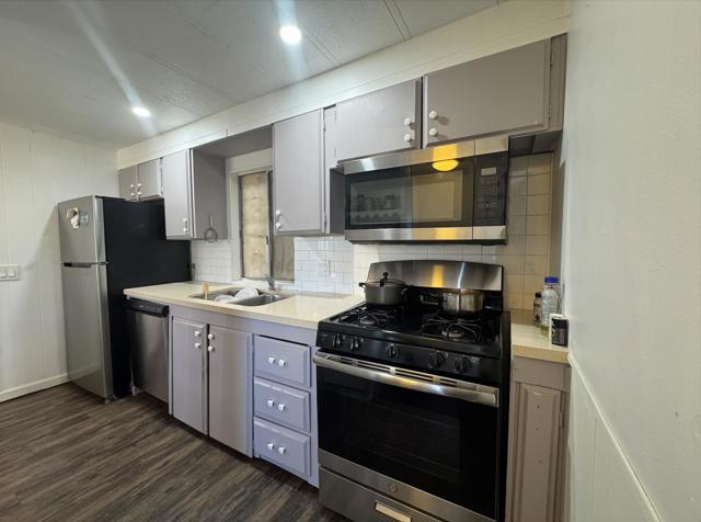 15500 Bubbling Wells Road, Desert Hot Springs CA: https://media.crmls.org/mediaz/c7c70ca0-5008-466c-a706-5d314a19afd5.jpg