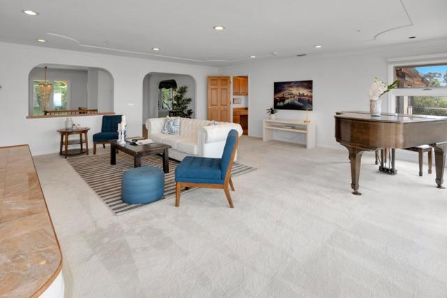 388 Aptos Ridge Circle, Watsonville CA: https://media.crmls.org/mediaz/c7c7daa8-916e-46dd-8480-0aca3ca3776f.jpg