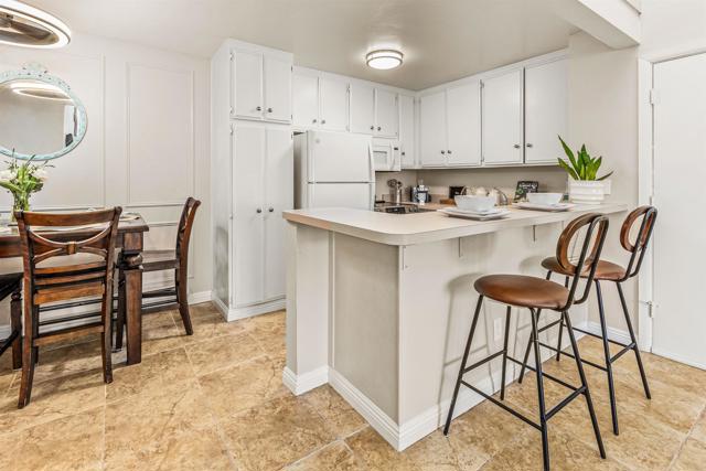 Detail Gallery Image 7 of 27 For 7740 Margerum Ave #204,  San Diego,  CA 92120 - 2 Beds | 1 Baths