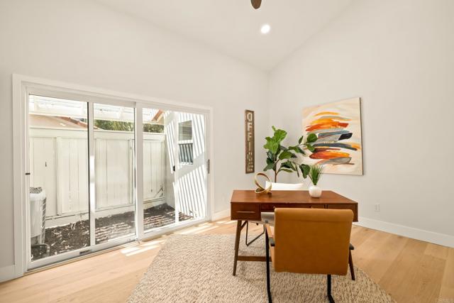 417 Santa Victoria, Solana Beach CA: https://media.crmls.org/mediaz/c7c9a41a-b817-43a6-bd2a-da8f111617da.jpg