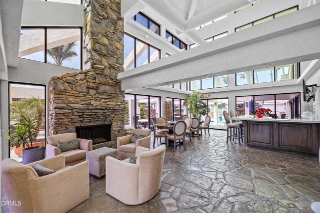 2287 Martinique Lane, Oxnard CA: https://media.crmls.org/mediaz/c7c9e336-ae85-46f2-941f-a3c66237a3cd.jpg