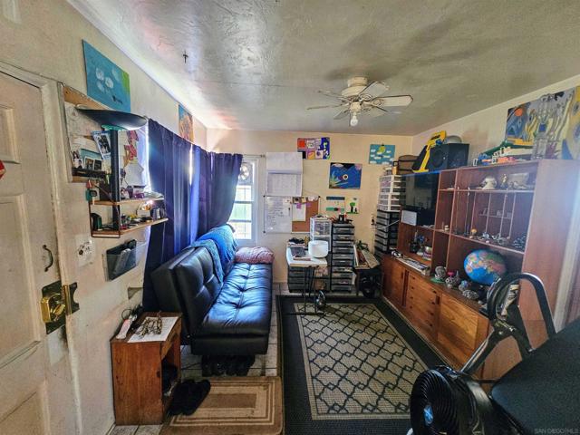 1135 41 26th Street, San Diego CA: https://media.crmls.org/mediaz/c7ca0de7-d2a1-4411-a383-6557ea9d1d5a.jpg