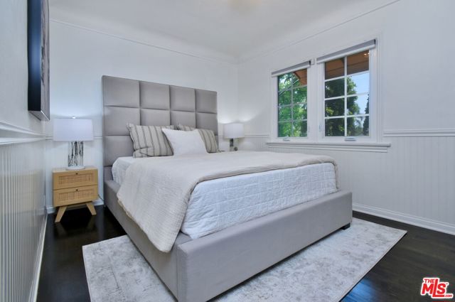 4277 Beck Avenue, Studio City CA: https://media.crmls.org/mediaz/c7ca0eee-d60b-46ca-8106-8a0b40032a16.jpg