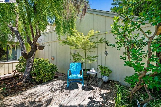 2587 Chablis Way, Livermore CA: https://media.crmls.org/mediaz/c7ca69b7-8703-4dd4-b85a-088eda136f62.jpg