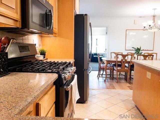 1626 S Boulder Ave, Ontario CA: https://media.crmls.org/mediaz/c7ca6d70-be5d-4e26-8118-e449ea452fef.jpg
