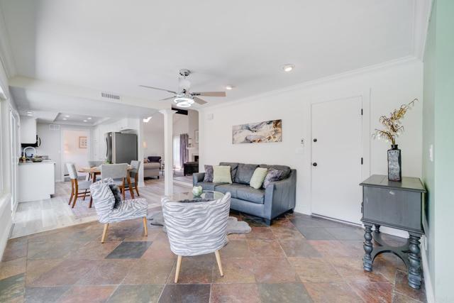 Detail Gallery Image 2 of 37 For 15020 Penasquitos Dr, Rancho Penasquitos,  CA 92129 - 3 Beds | 2/1 Baths