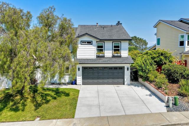 1782 E Pointe Avenue, Carlsbad CA: https://media.crmls.org/mediaz/c7cb08dc-b305-47e6-9e38-c6d803c921e6.jpg