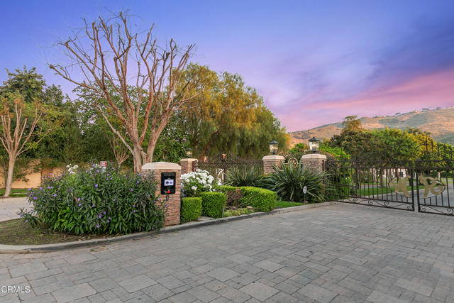 Detail Gallery Image 71 of 75 For 2296 Applewood Ln, Camarillo,  CA 93012 - 5 Beds | 4/1 Baths