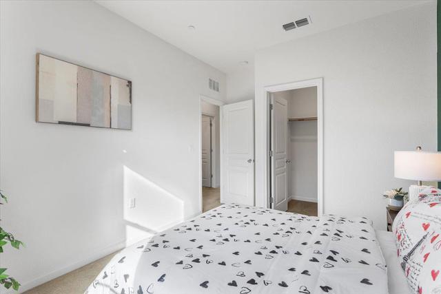 25218 Parklane Drive, Hayward CA: https://media.crmls.org/mediaz/c7cce3e6-e87c-461f-8a60-552259869008.jpg