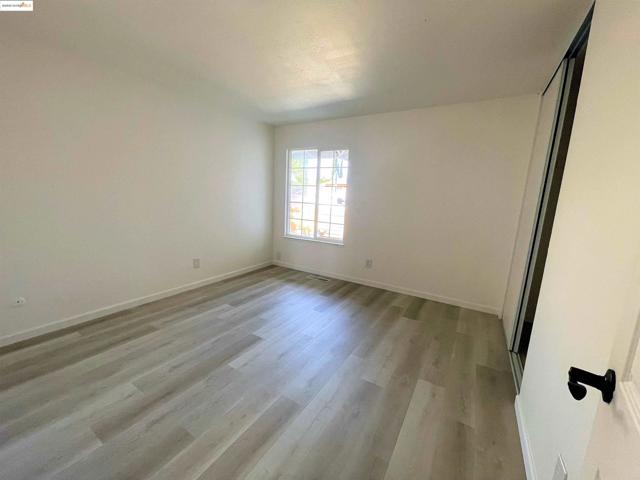 2723 E Tregallas Rd, Antioch CA: https://media.crmls.org/mediaz/c7ce2ca8-9e63-4a11-94f1-066d6f0ea9bd.jpg