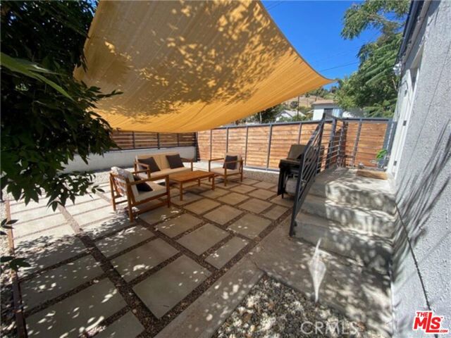 3422 Holyoke Drive, Los Angeles CA: https://media.crmls.org/mediaz/c7ce8de0-3ca0-4ebd-b0a7-4534798c5dbb.jpg