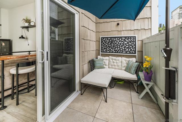 4052 Mahaila Ave, San Diego CA: https://media.crmls.org/mediaz/c7cfca4c-2104-42f0-a3bf-f1a5dab2495e.jpg