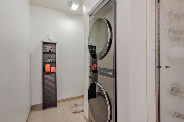88 S Broadway, Millbrae CA: https://media.crmls.org/mediaz/c7d08d20-b38e-4890-a95d-b8a9bc45e453.jpg
