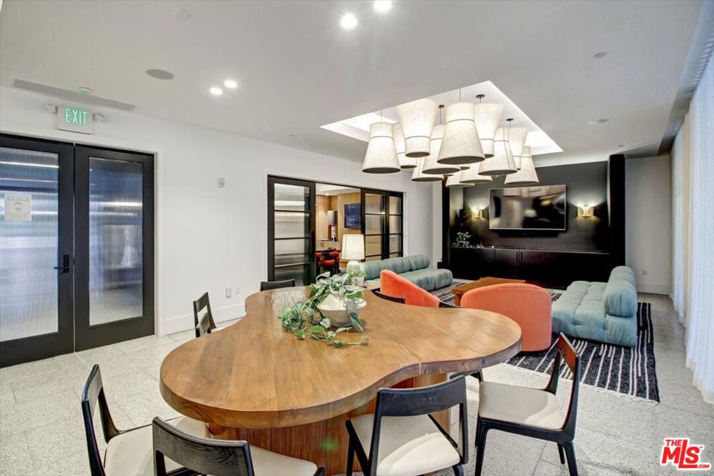MLS #26865997 image #42