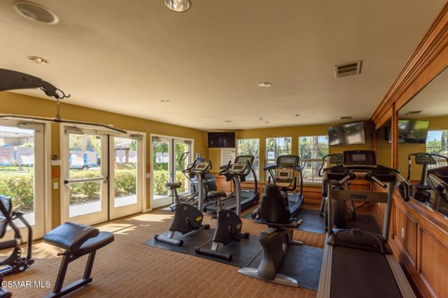3343 Shadetree Way, Camarillo CA: https://media.crmls.org/mediaz/c7d1592b-a250-4b79-a7da-884caac42d67.jpg