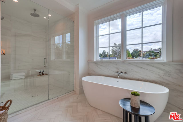 Drew Fenton | 427 N Bundy Drive Los Angeles CA | MLS: 7182819