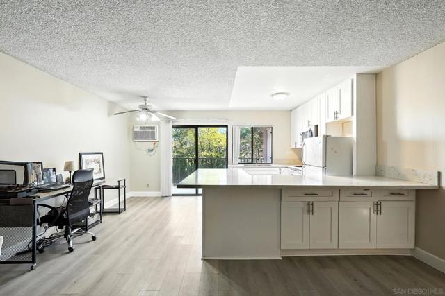 7838 Cowles Mountain Court, San Diego CA: https://media.crmls.org/mediaz/c7d34bd7-dee3-43c6-9bac-f17a4eb9d466.jpg