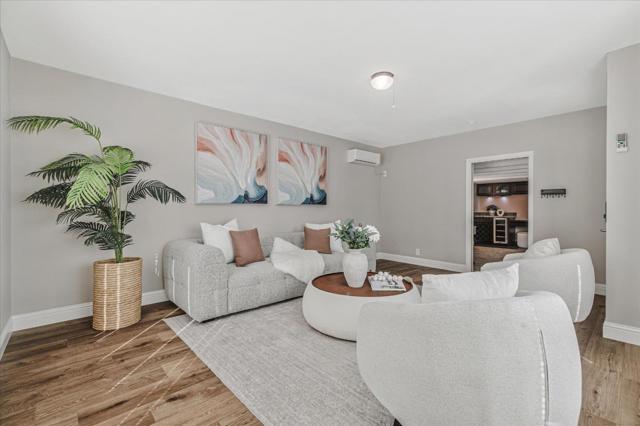 Image 1 of 30 For 871 Manor Way