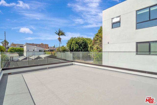 1921 Federal Avenue, Los Angeles CA: https://media.crmls.org/mediaz/c7d55df7-da23-4ab3-8623-f22808e806e9.jpg