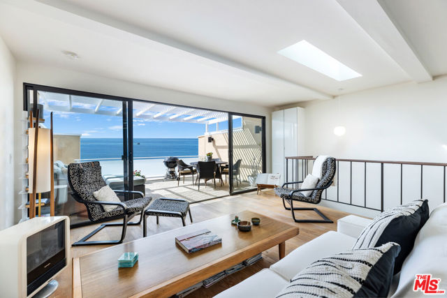 11770 Pacific Coast Highway, E photo 2