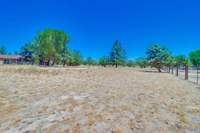 2920 Ribbonwood Rd, Boulevard CA: https://media.crmls.org/mediaz/c7d667e6-0886-42cf-b893-df38ce5edb41.jpg