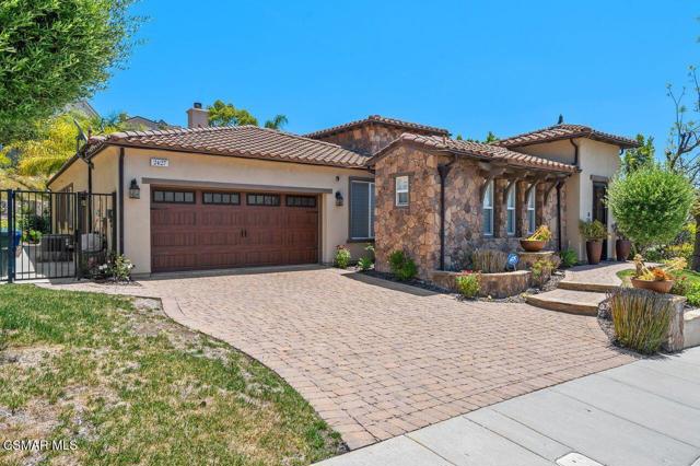 2427 Springbrook Street, Thousand Oaks CA: https://media.crmls.org/mediaz/c7d66d62-9d22-479e-8bd2-18374e0316fd.jpg