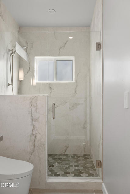 1322 Weymouth Lane, Ventura CA: https://media.crmls.org/mediaz/c7d77328-5d36-485a-9da4-00a2ea9ba95c.jpg