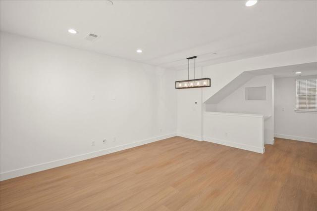 224 Carroll Street, Sunnyvale CA: https://media.crmls.org/mediaz/c7d827be-074d-4acd-9de0-507003ed597d.jpg