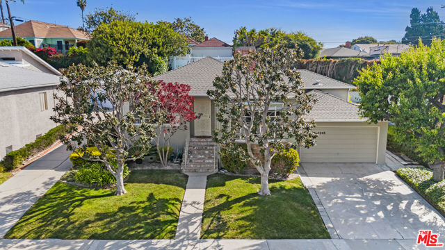 5248 Parkglen Avenue, Los Angeles CA: https://media.crmls.org/mediaz/c7d83369-7acf-4f47-a484-e21f3c1acef0.jpg