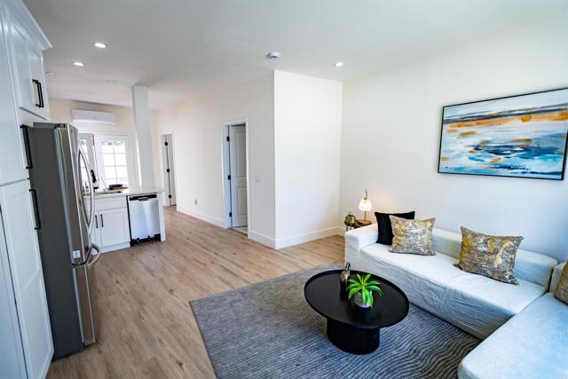 1513 California Street, Oceanside CA: https://media.crmls.org/mediaz/c7d860dd-5410-4b7c-a38e-4c716fb7954d.jpg