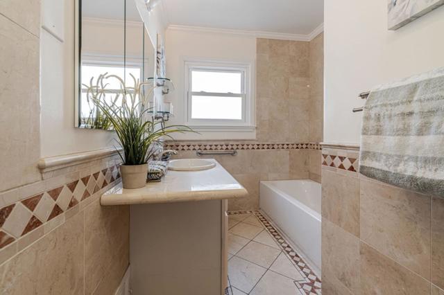 18 Queen Anne Court, Millbrae CA: https://media.crmls.org/mediaz/c7d89458-be52-4164-8e75-25584b23d6ac.jpg