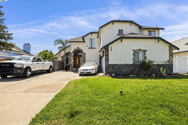 1860 Concannon Dr, Oakley CA: https://media.crmls.org/mediaz/c7d8c79f-65ea-4e1a-8fcd-a5f5e1d4b0c6.jpg
