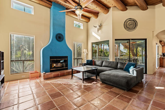 Image 9 of 60 For 2255 Araby Drive