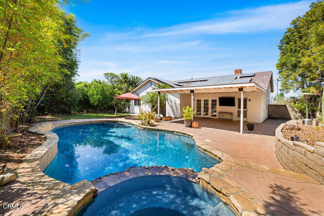1942 Chalon Street, Newbury Park CA: https://media.crmls.org/mediaz/c7da7d0e-e3c9-4b72-8f19-80575256ef6d.jpg