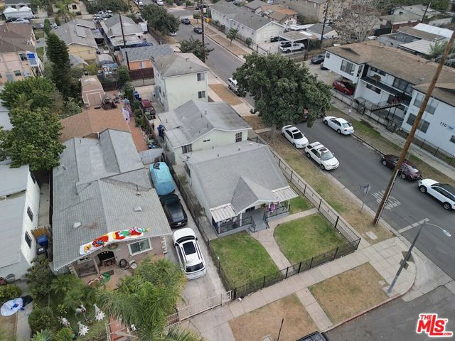 8946 Baring Cross Street, Los Angeles CA: https://media.crmls.org/mediaz/c7da8d3d-146f-4682-8158-7c3634ee35e9.jpg